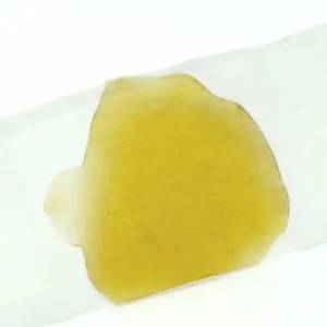 PLATINUM BUBBA KUSH – ROLLING UP SHATTER 1G